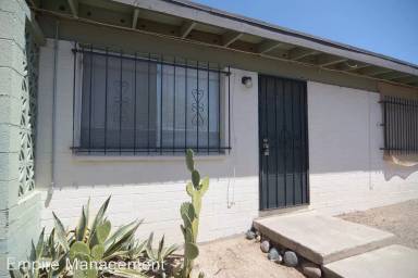 Main picture of 639 E Lee St