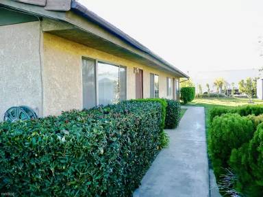 Main picture of 8466 Almond Ave