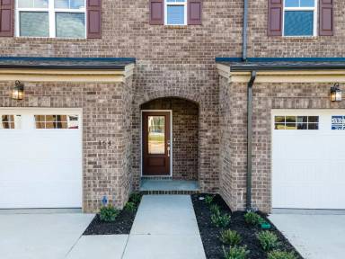Main picture of 142 Fister Dr