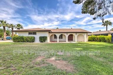 Main picture of 600 E Palm St