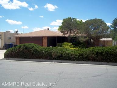 Main picture of 7113 Ticonderoga Rd NE