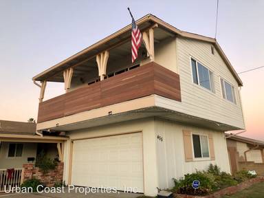 Main picture of 455 Willowcrest Way