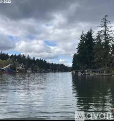 Main picture of The Villas on Lake Oswego