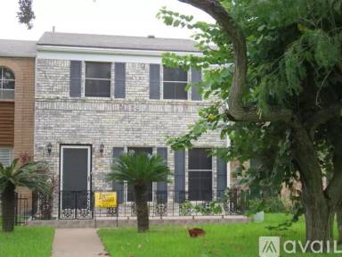 Main picture of 2 Los Amigos