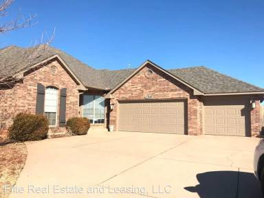 Main picture of 17040 Hardwood Pl