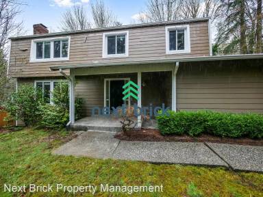 Main picture of 4402 152nd Pl SE