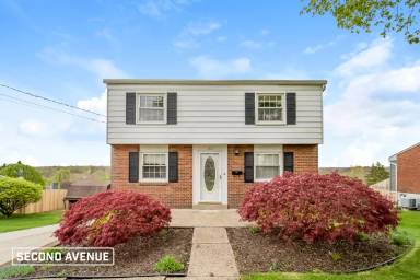 Main picture of 32 S Rolling Hills Ave