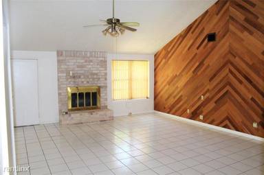 Main picture of 10434 Carlow Ln