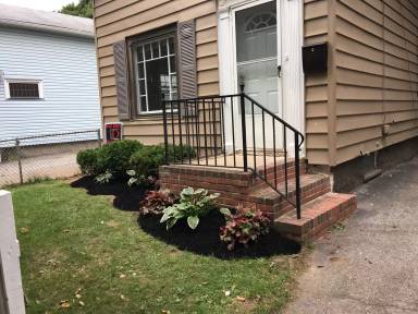 Main picture of 214 Cypress St
