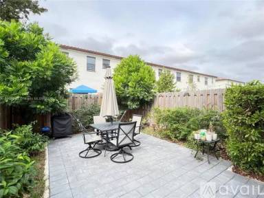 Main picture of 23380 SW 110th Pl