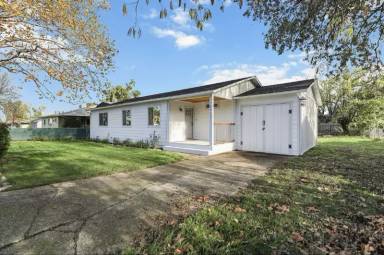 Main picture of 19367 Lucille St