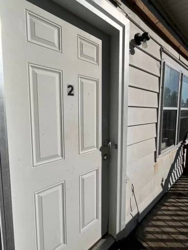 Main picture of 1362 College St