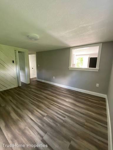 Main picture of 1208 Francis Ave