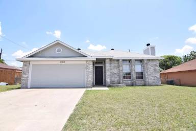 Main picture of 2508 Cross Timber Dr