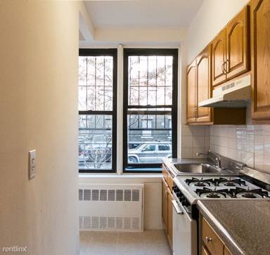 Main picture of 592 Prospect Pl