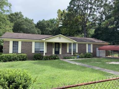 Main picture of 335 Barker St