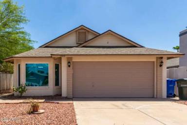 Main picture of 1909 E Villa Theresa Dr