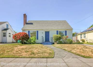 Main picture of 4776 N Yale St