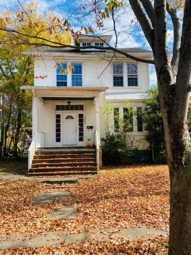 Main picture of 3005 Fendall Ave