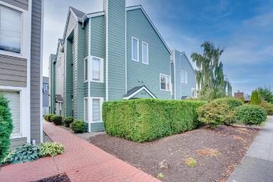 Main picture of 1207 NW 85th St