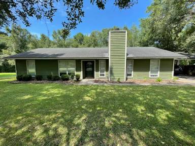 Main picture of 74 Wren Rd