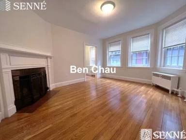 Main picture of 353 Harvard St