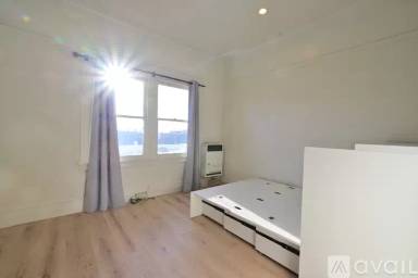 Main picture of 48 Navy St
