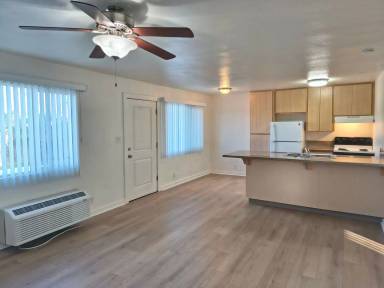 Main picture of 612 Iris Dr