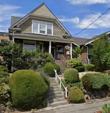Main picture of 3921 Whitman Ave N