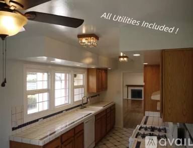 Main picture of 6082 Moon Dr