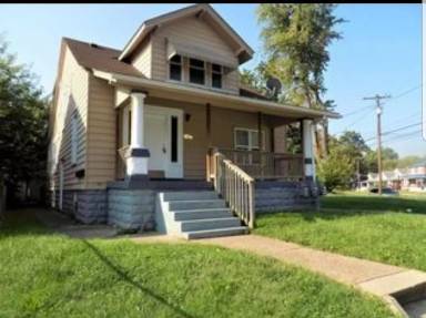 Main picture of 740 M St