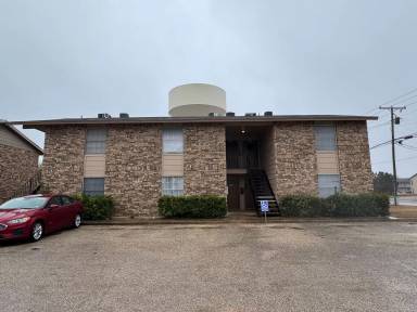 Main picture of 1700 Kirk Ave