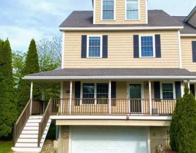 Main picture of 7 Spruce St