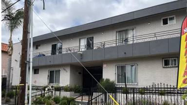 Main picture of 3123 - 4911 Romaine St. - 206
