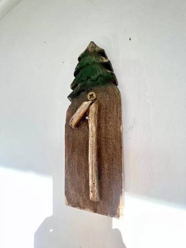 Main picture of 877 Tulip Ln