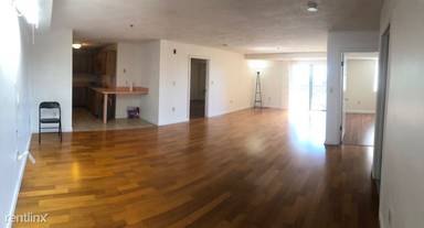 Main picture of 17 Parlin St
