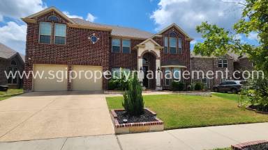 Main picture of 1608 Silvery Canoe Way