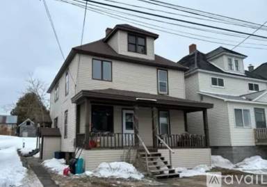 Main picture of 1027 Minnesota St