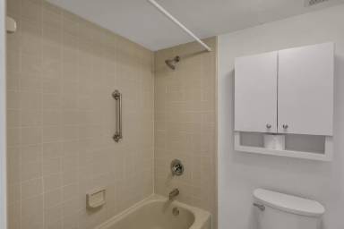 Main picture of 530 E Central Blvd
