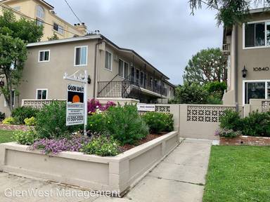 Main picture of 10834 Bloomfield St