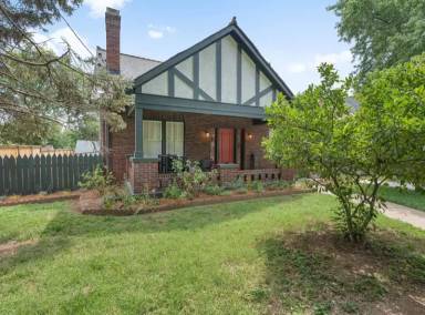 Main picture of 1002 Fairwin Ave