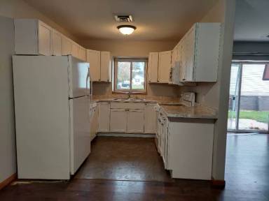 Main picture of 1816 Joliet St