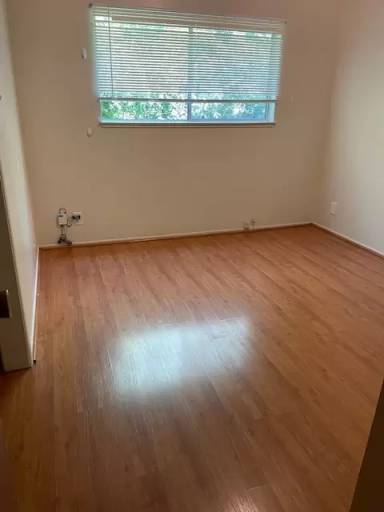 Main picture of 2028 Delaware St