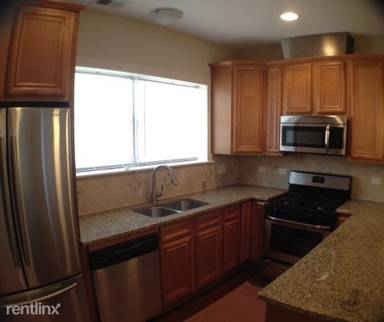 Main picture of 6912 W Medill Ave