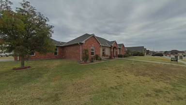 Main picture of 7212 SW Stradford Ave