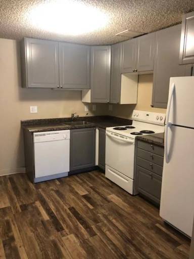 Main picture of Burning Tree Village Condos