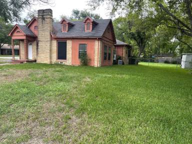 Main picture of 804 Big Rock St