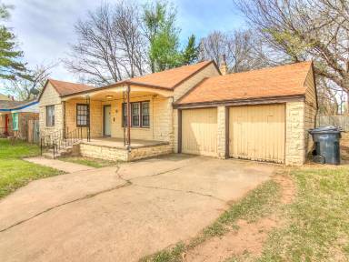 Main picture of 1507 N Drexel Blvd
