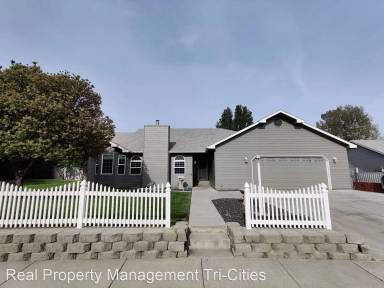 Main picture of 1502 W 24th Loop