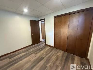 Main picture of 2025 Millersburg Rd